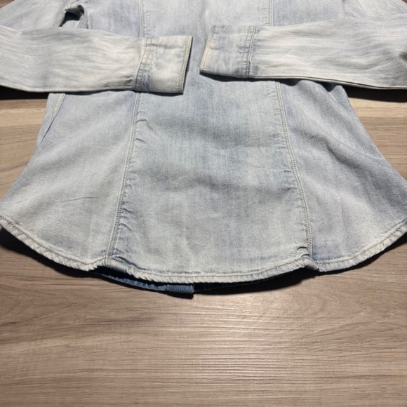 Guess Denim Western Shirt Womens S Light Wash Pearl Snap Button Down Vintage - Picture 11 of 13